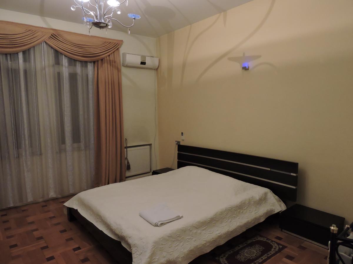 1 Shota Rustaveli Avenue Tbilisi Exterior foto